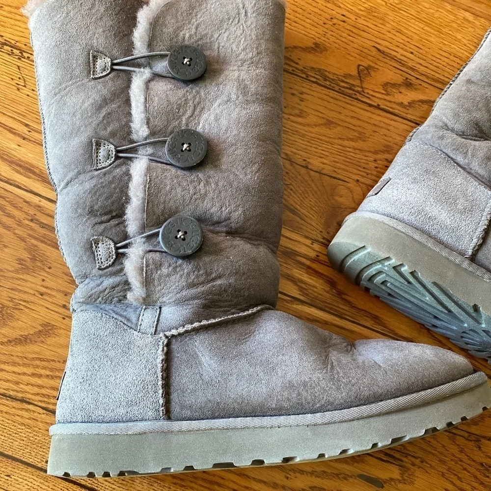 Womens UGG Australia Tall Bailey Boots Sz3 Grey